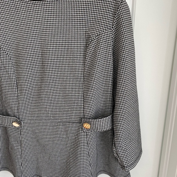 Very Flattering Houndstooth Peplum Blouse - Picture 3 of 9